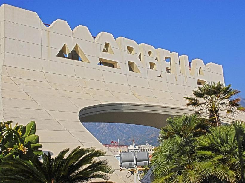 Апартаменти Marbella Hills Екстер'єр фото