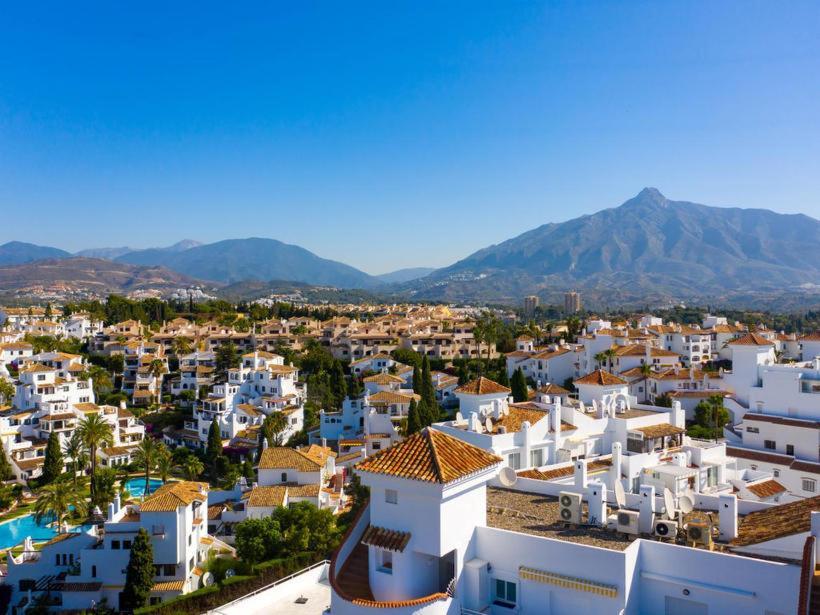 Апартаменти Marbella Hills Екстер'єр фото